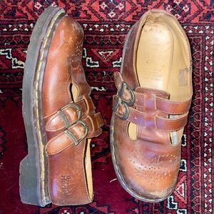 Dr. Marten Brown Leather Maryjane with heart decal